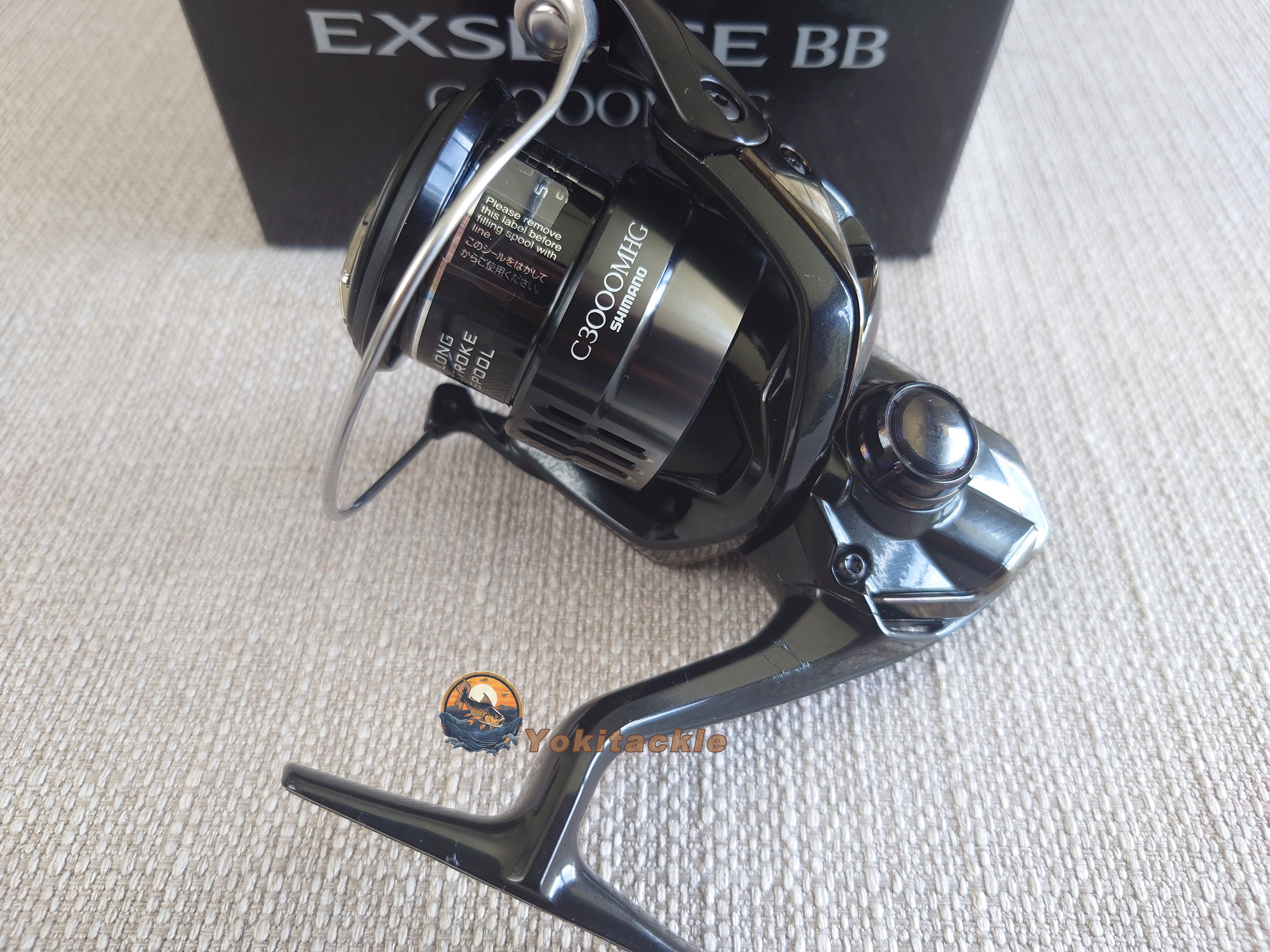 Brand New Shimano 24 Exsence BB C3000MHG Spinning Reel Free