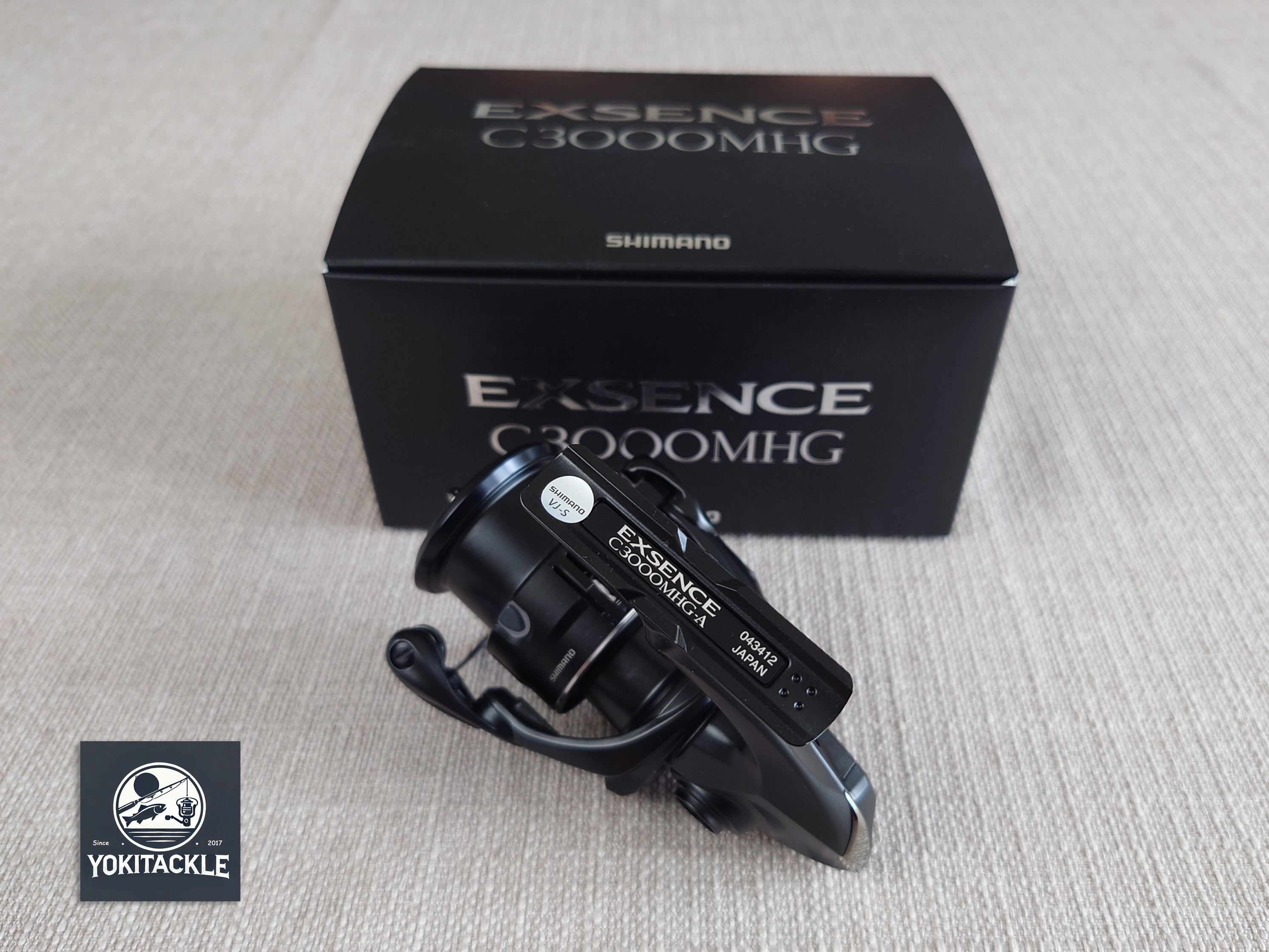 Brand New Shimano 21 EXSENCE C3000MHG Spinning Reel