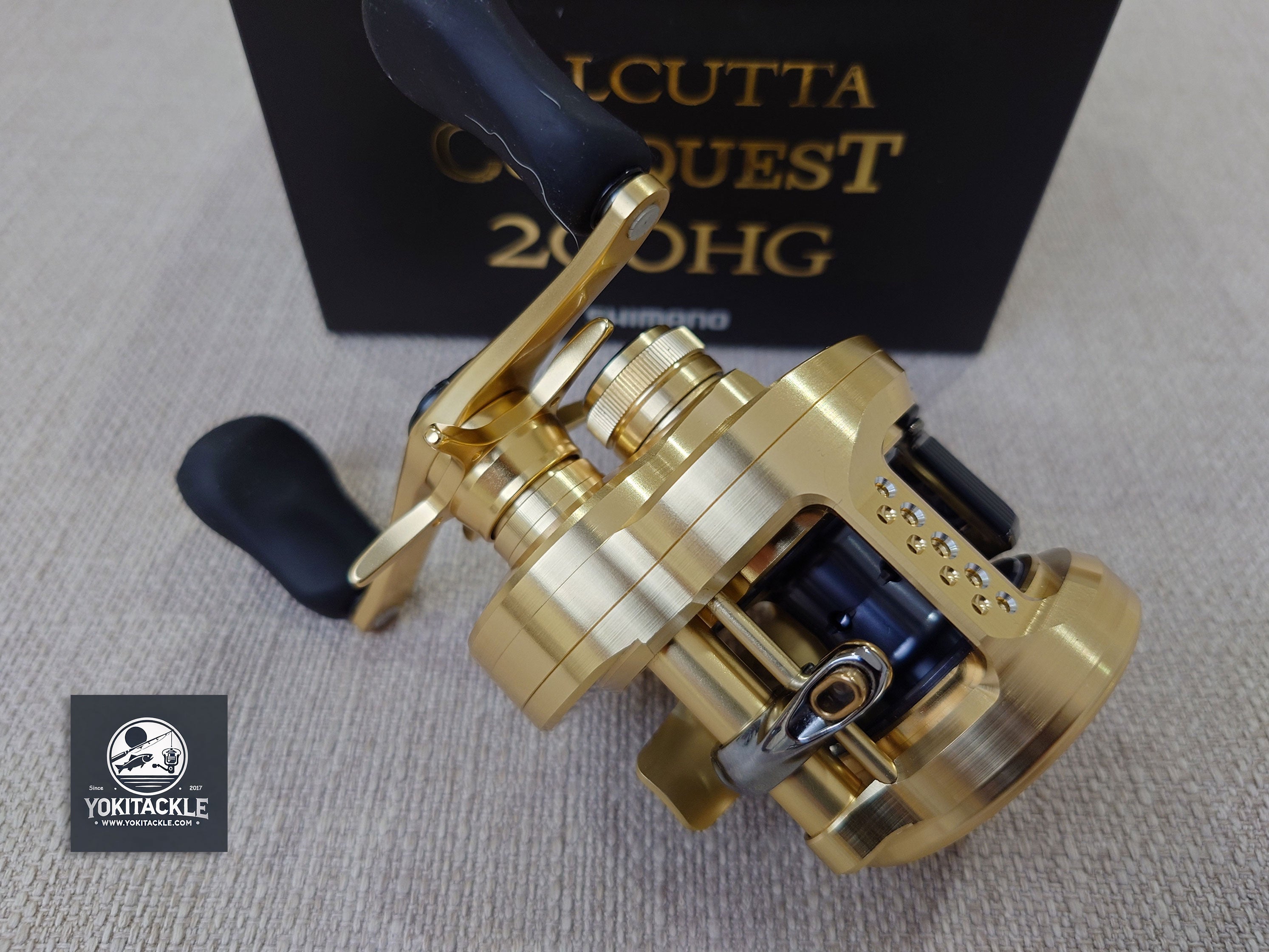 Brand New Shimano 21 CALCUTTA CONQUEST 200HG RIGHT Casting Reel