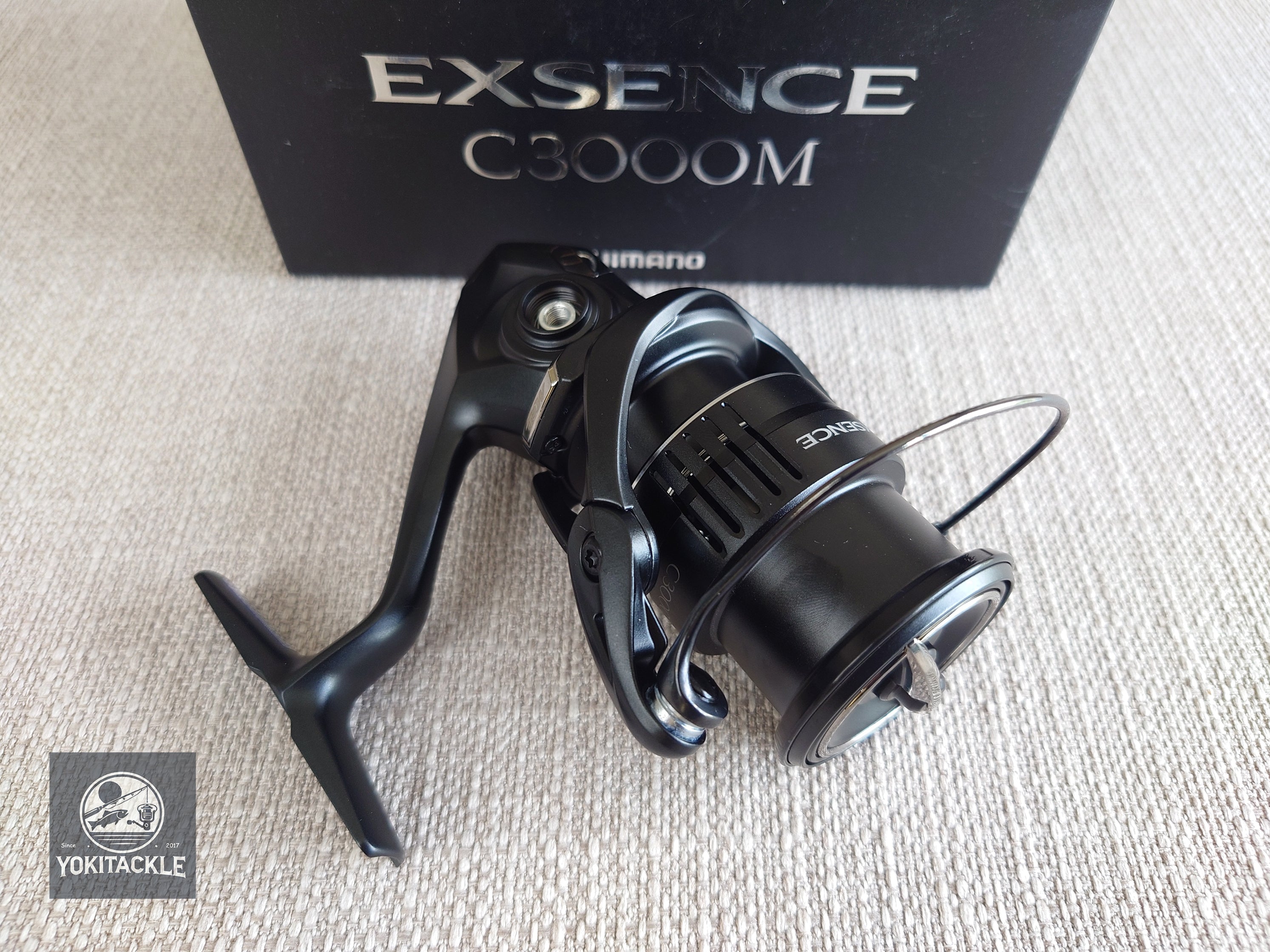 Brand New Shimano 21 EXSENCE C3000M Spinning Reel Free