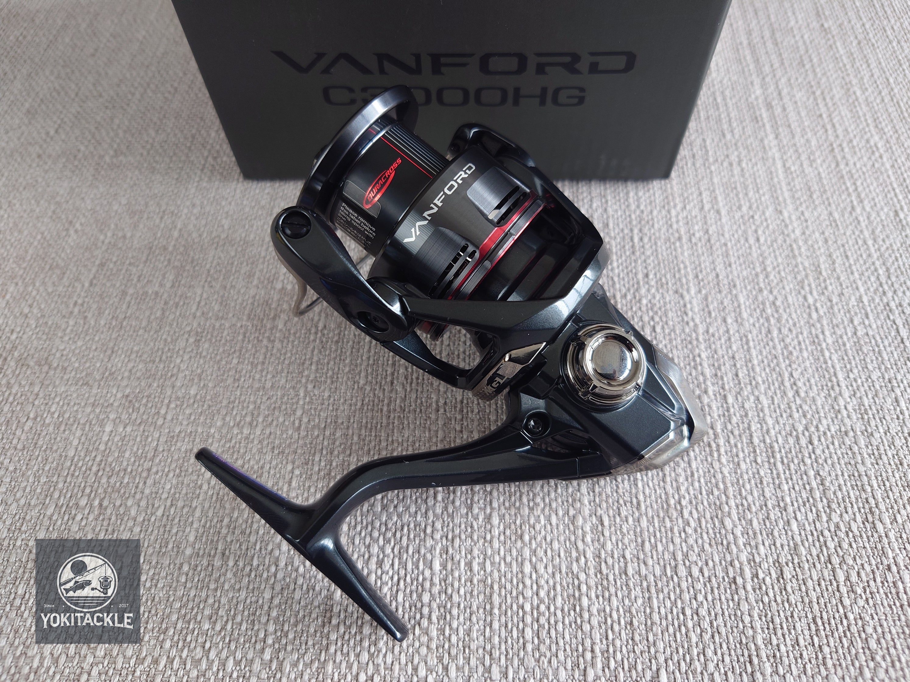 Brand New Shimano 24 VANFORD C3000HG Spinning Reel