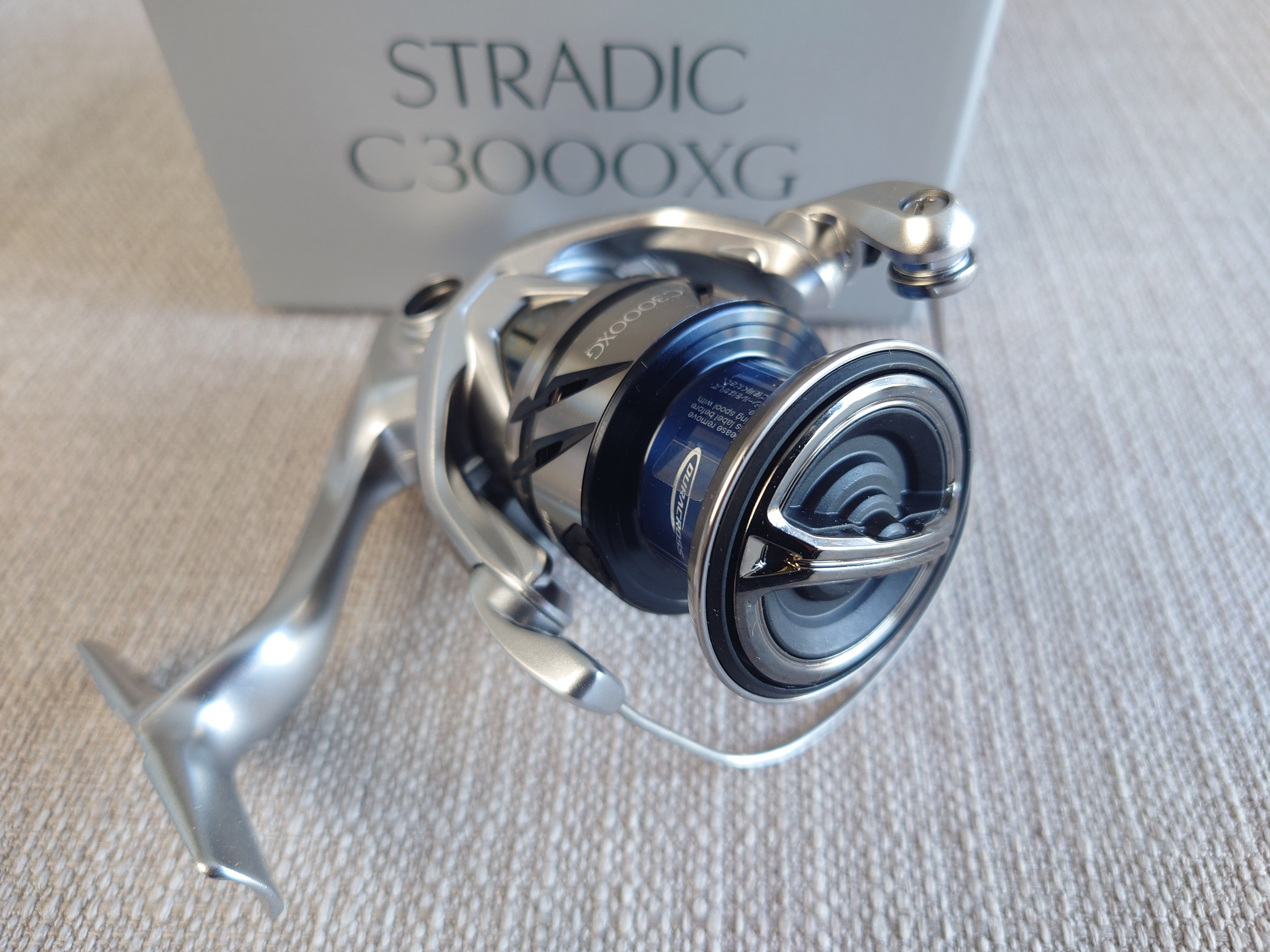 Brand New Shimano 2023 STRADIC C3000XG Spinning Reel