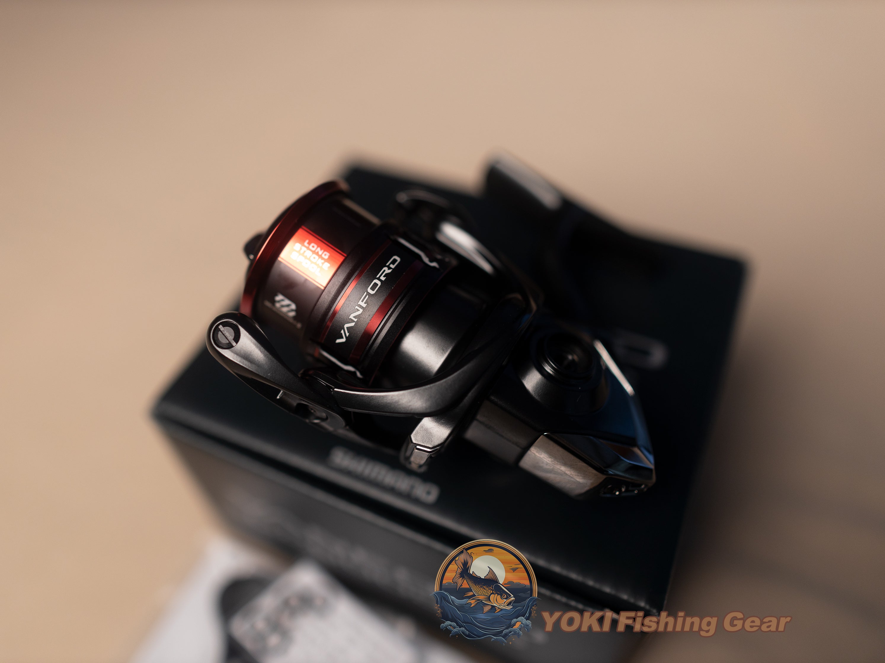 Brand New Shimano 20 VANFORD C2000SHG Spinning Reel
