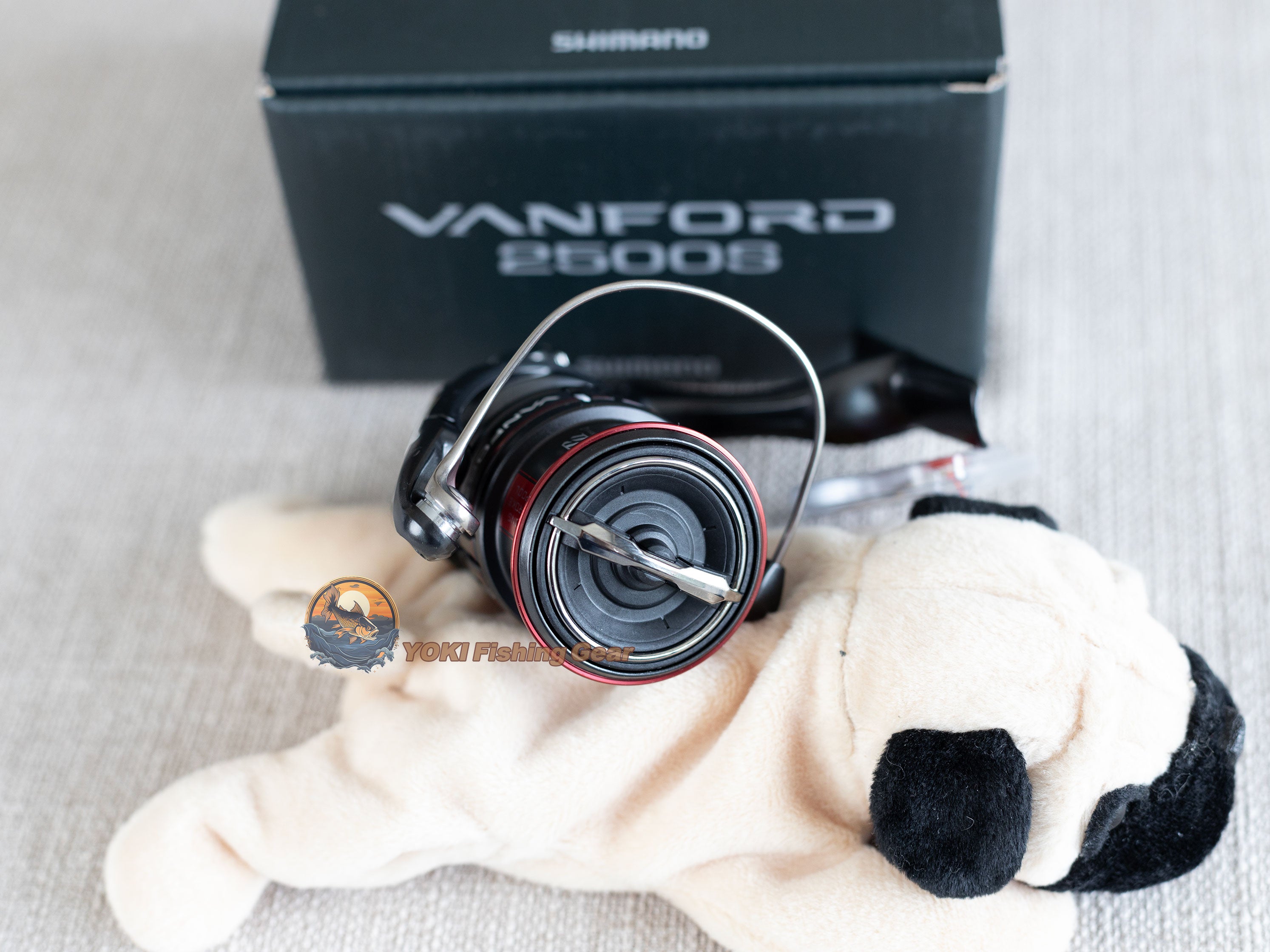 Brand New Shimano 20 VANFORD 2500S Spinning Reel
