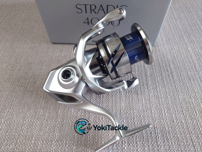 Shimano 2023 STRADIC 4000 Spinning Reel