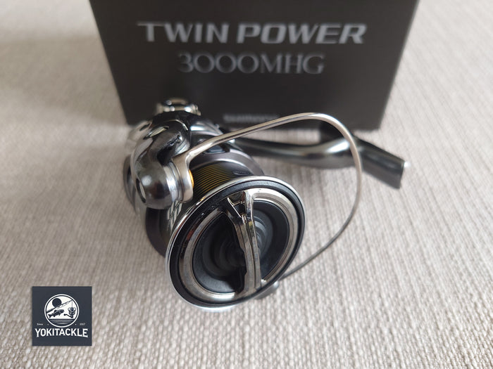 Shimano 24 Twin Power 3000MHG Spinning Fishing Reel
