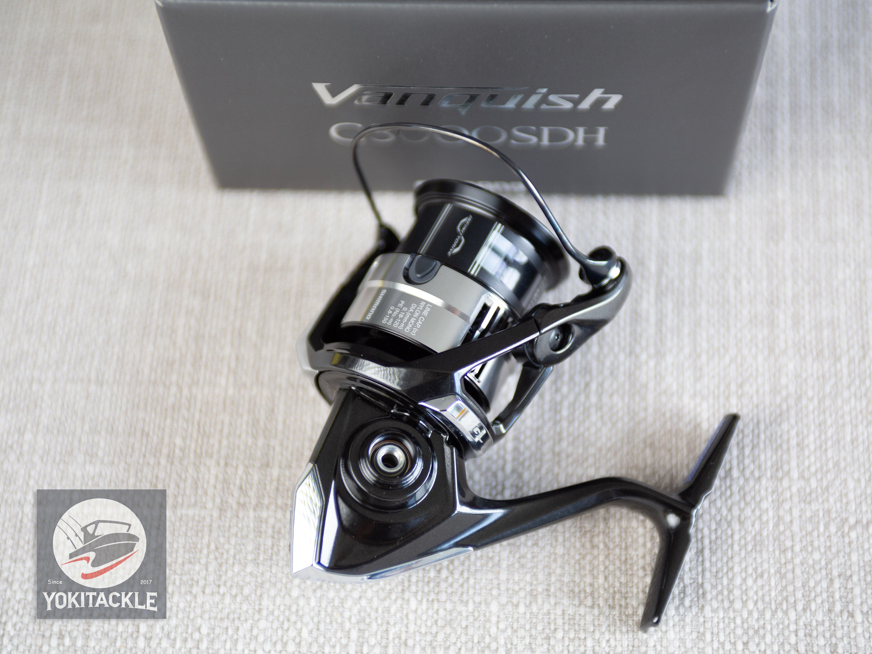 Brand New  Shimano 23 Vanquish C3000SDH Spinning Reel