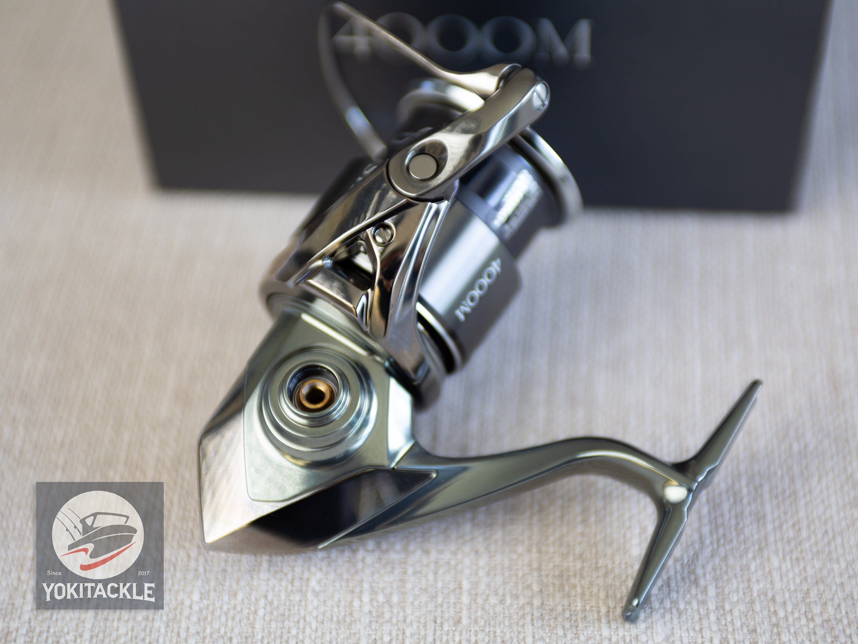 Brand New Shimano 22 Stella 4000M Spinning Reel