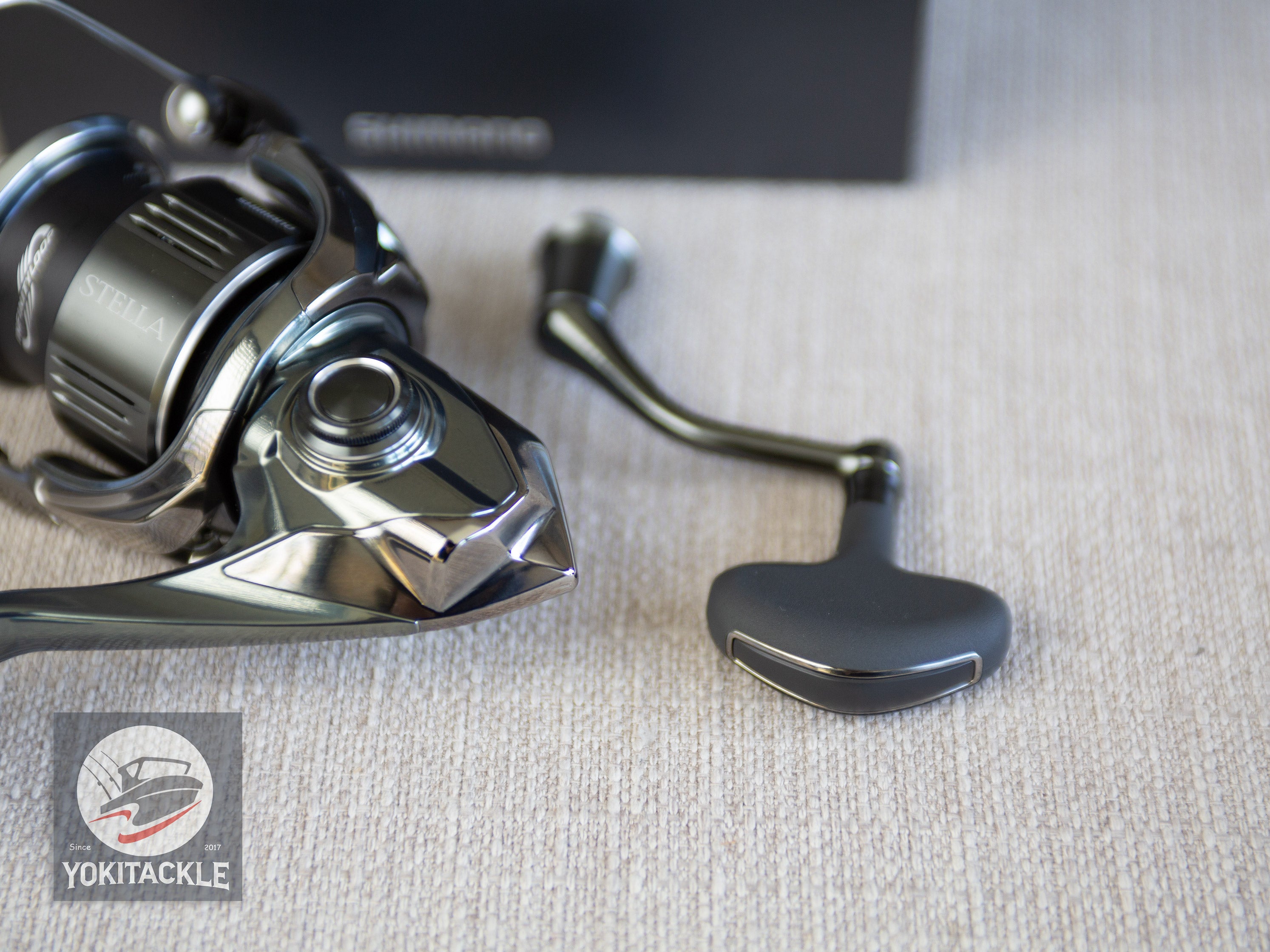 Brand New Shimano 22 Stella 4000M Spinning Reel