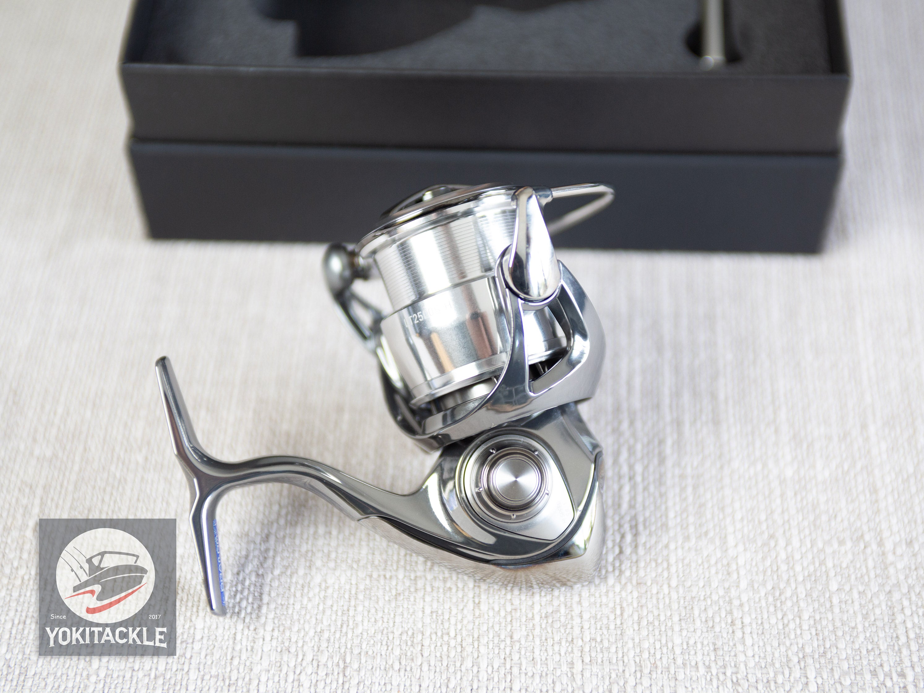 Brand New  Daiwa 22 EXIST LT 2500S-H Spinning Reel