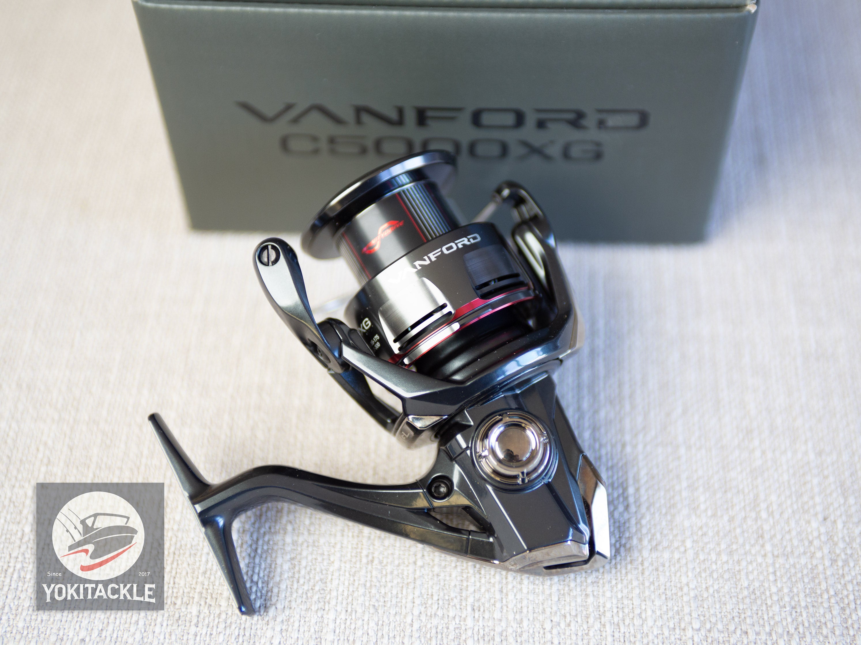 Shimano 24 VANFORD C5000XG Spinning Reel