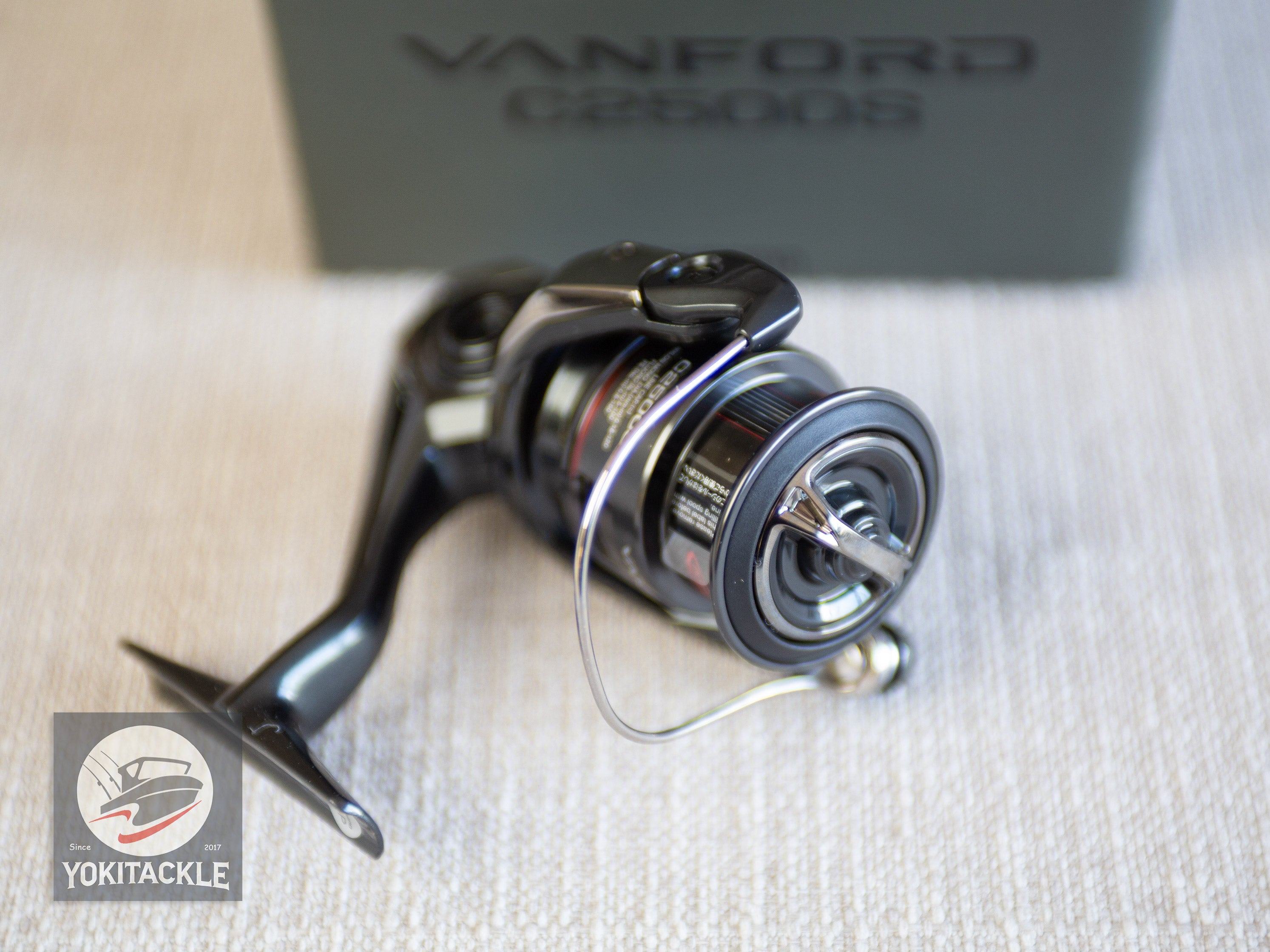 Shimano 24 VANFORD C2500S Spinning Reel