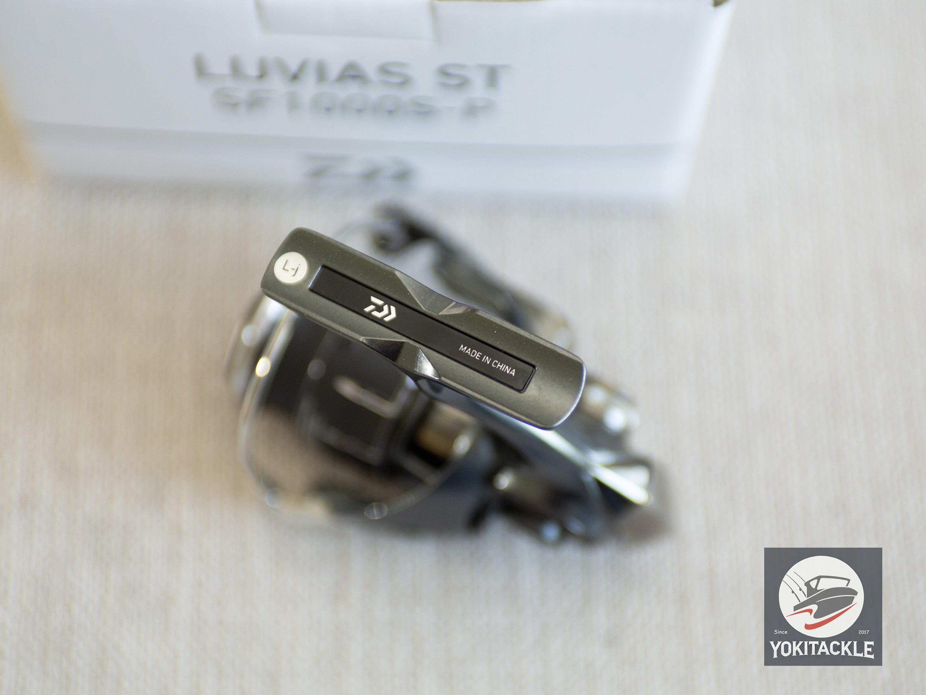 Daiwa 24 LUVIAS ST SF1000S-P Spinning Reel