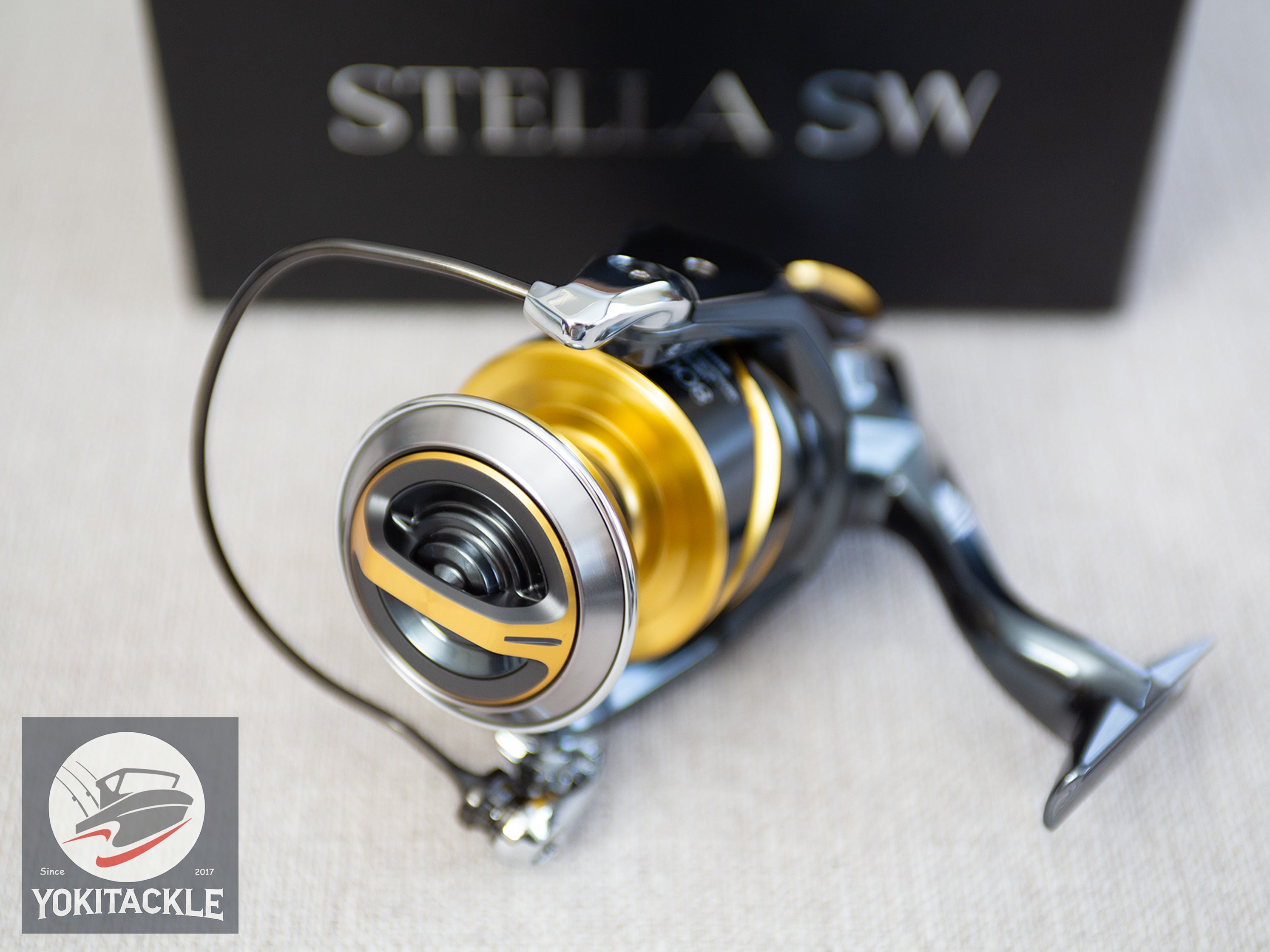 Shimano 25 STELLA SW 8000HG Spinning Reel