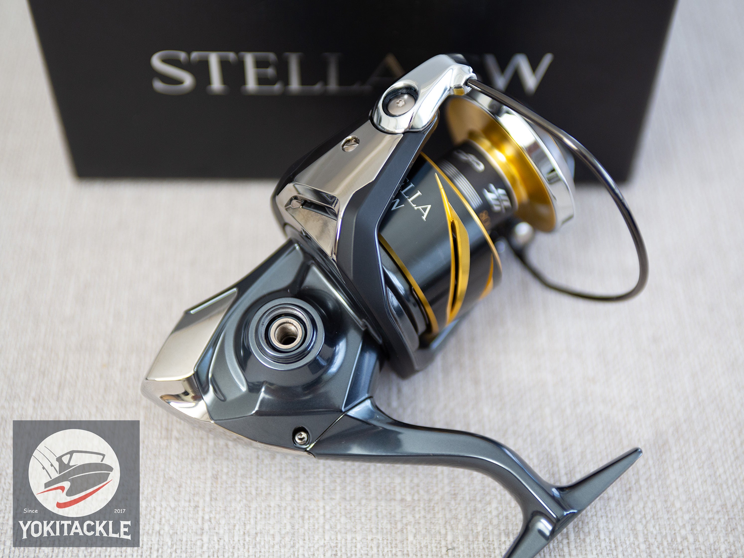Shimano 25 STELLA SW 8000HG Spinning Reel