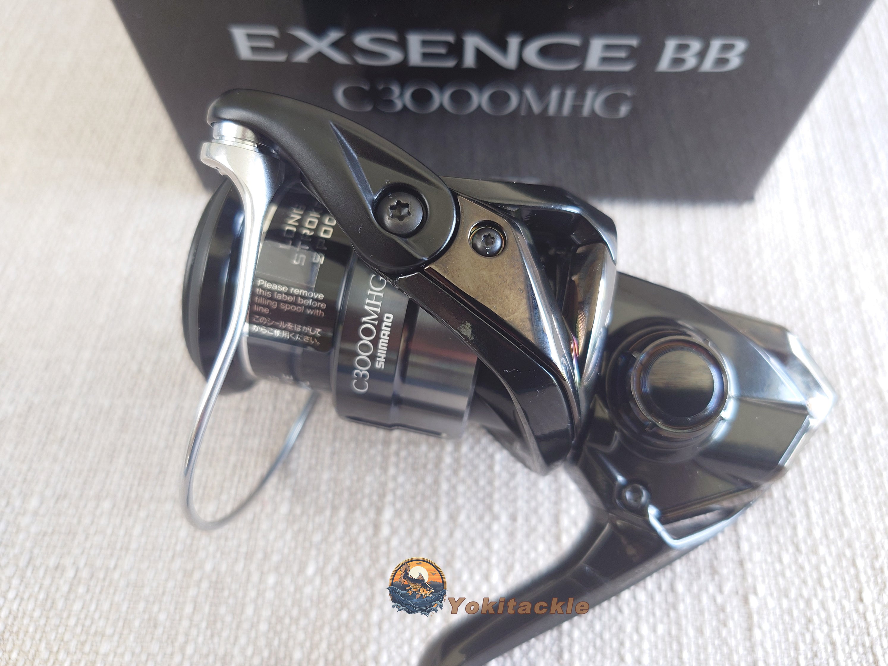 Shimano 24 Exsence BB C3000MHG Spinning Reel