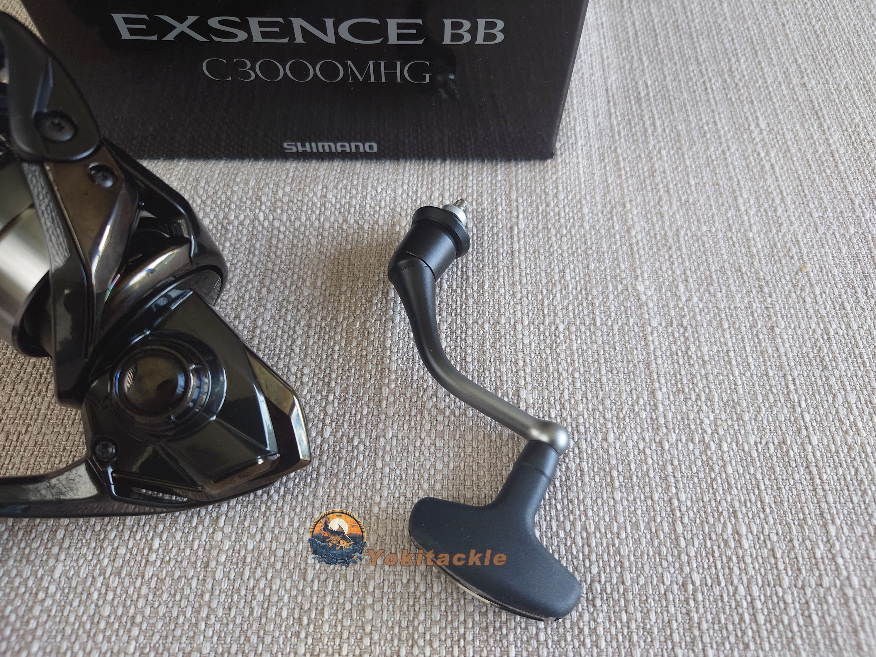 Shimano 24 Exsence BB C3000MHG Spinning Reel