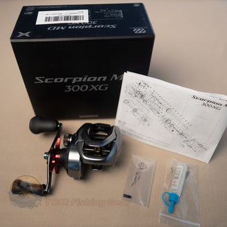 Brand New Shimano 21 SCORPION MD 300XG Right 7.9 Casting Reel